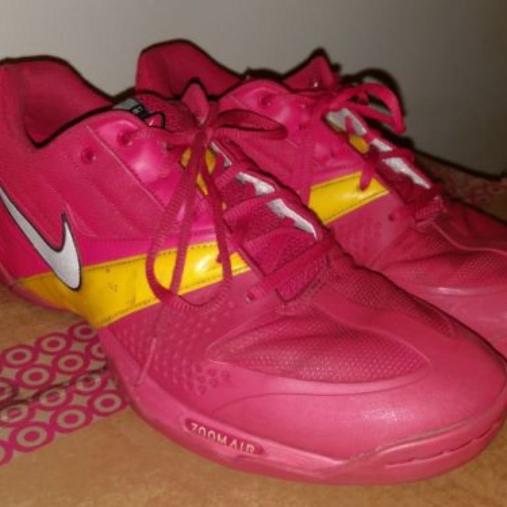 Nike Indoor Court Zoom Air 2008 Red Yellow Running